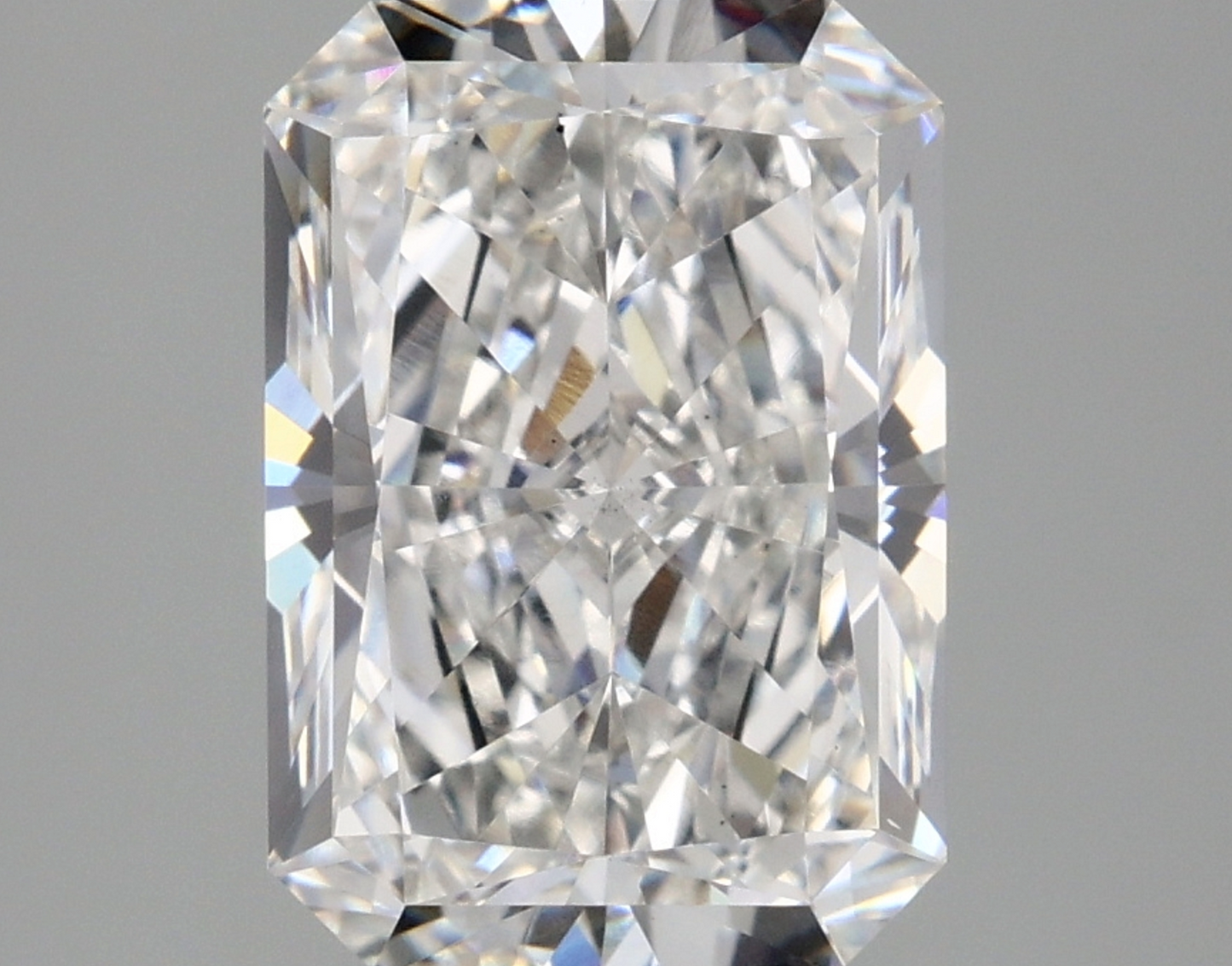 3 CT Radiant Cut Lab Grown Diamond IGI Certified