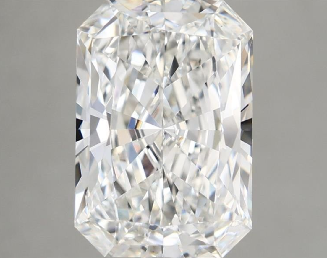 5 CT Radiant Cut Lab Grown Diamond IGI Certified