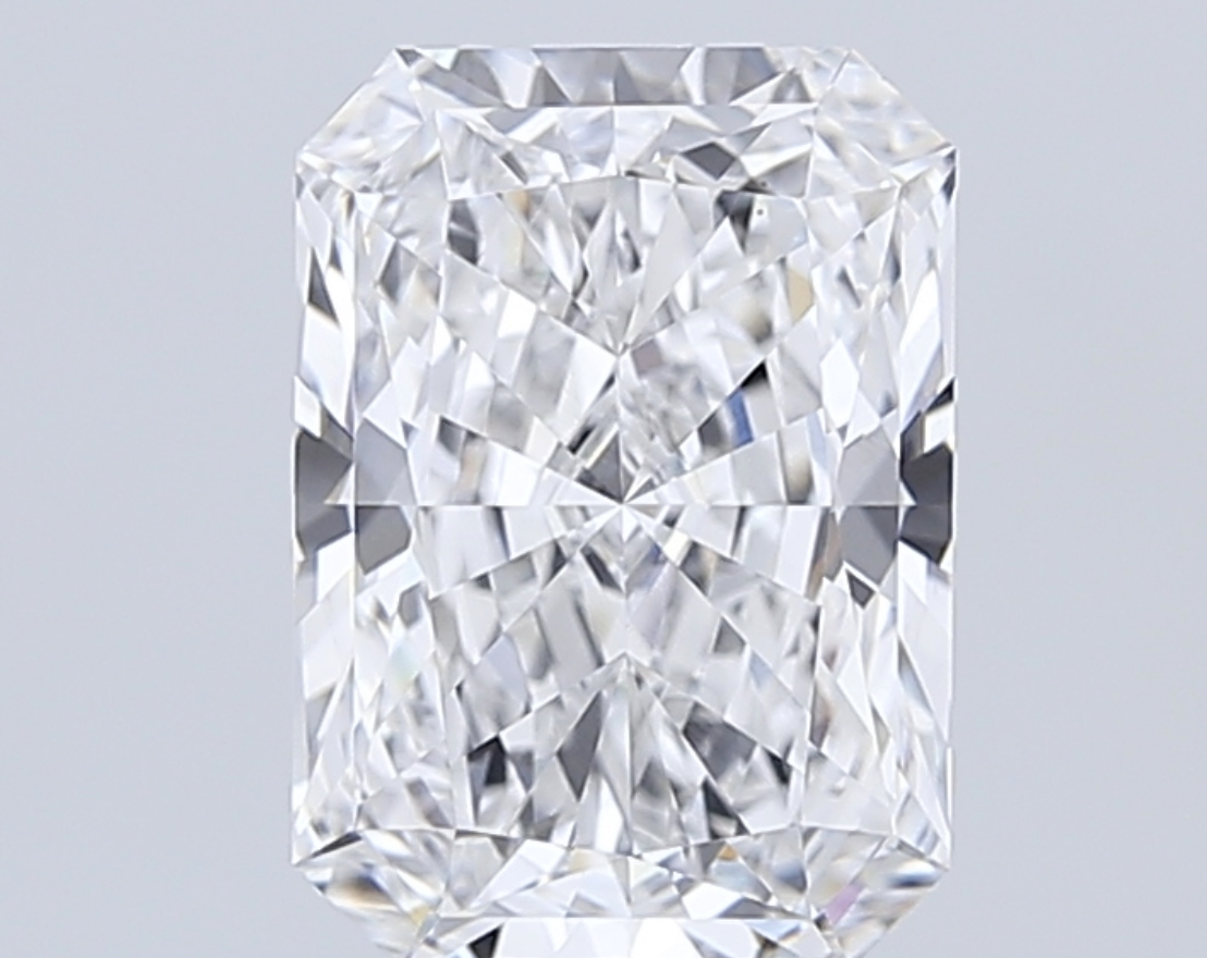5 CT Radiant Cut Lab Grown Diamond IGI Certified