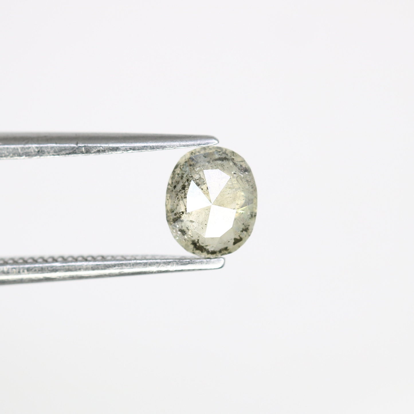 0.61 CT Elegant Salt and Pepper Oval Diamond | Perfect for Wedding Ring, Jewelry for Multiple Occasions, Gold Ring