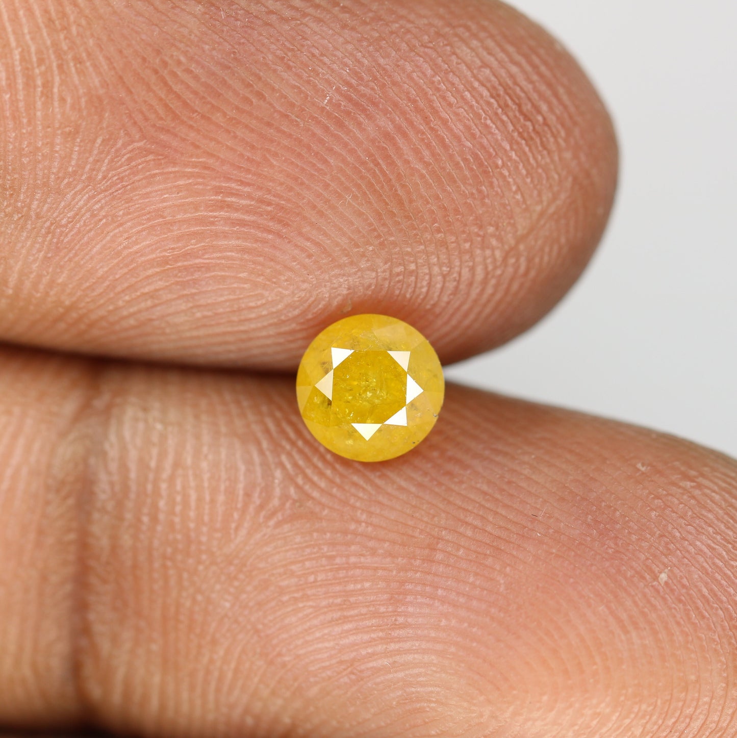 0.94 CT Yellow Round Brilliant Cut Diamond | Ideal for Engagement Rings and Wedding Jewelry | Prong Set | Perfect Gift for Her | Gold Ring