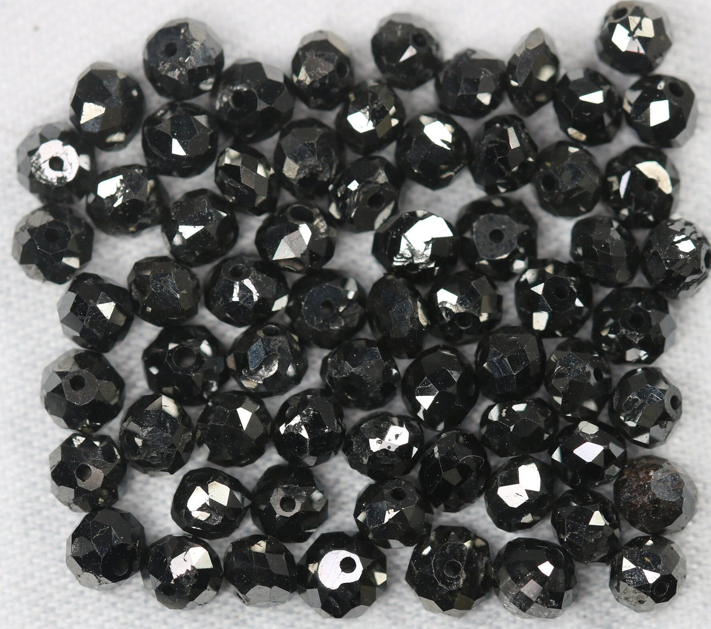 Natural Loose Round Black Diamonds โ Fancy Color, 1.50 to 3.10 MM, 20-Piece Bead Lot | Raw Black Diamonds for Elegant Custom Jewelry Designs