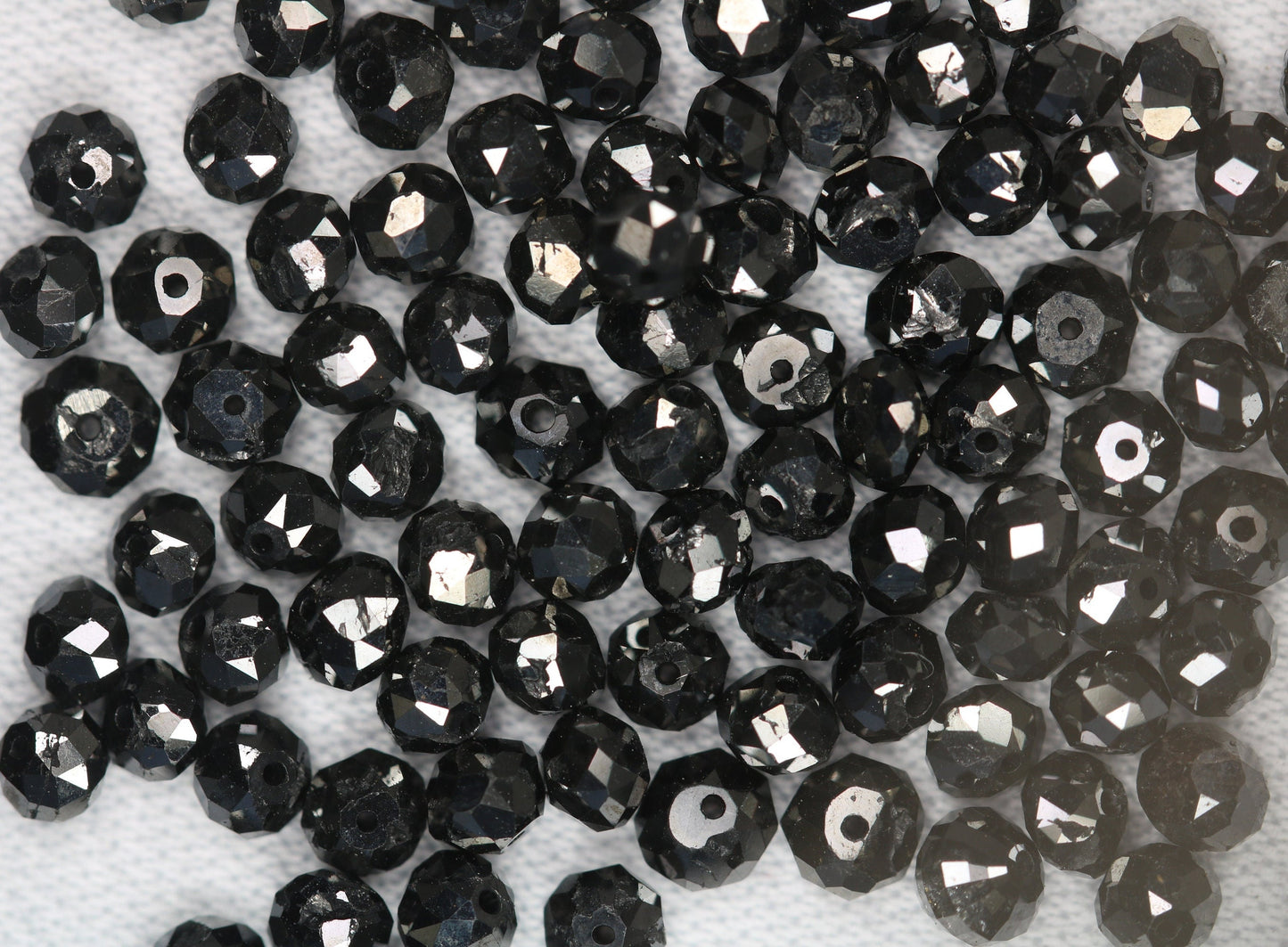 Natural Loose Round Black Diamonds โ Fancy Color, 1.50 to 3.10 MM, 20-Piece Bead Lot | Raw Black Diamonds for Elegant Custom Jewelry Designs