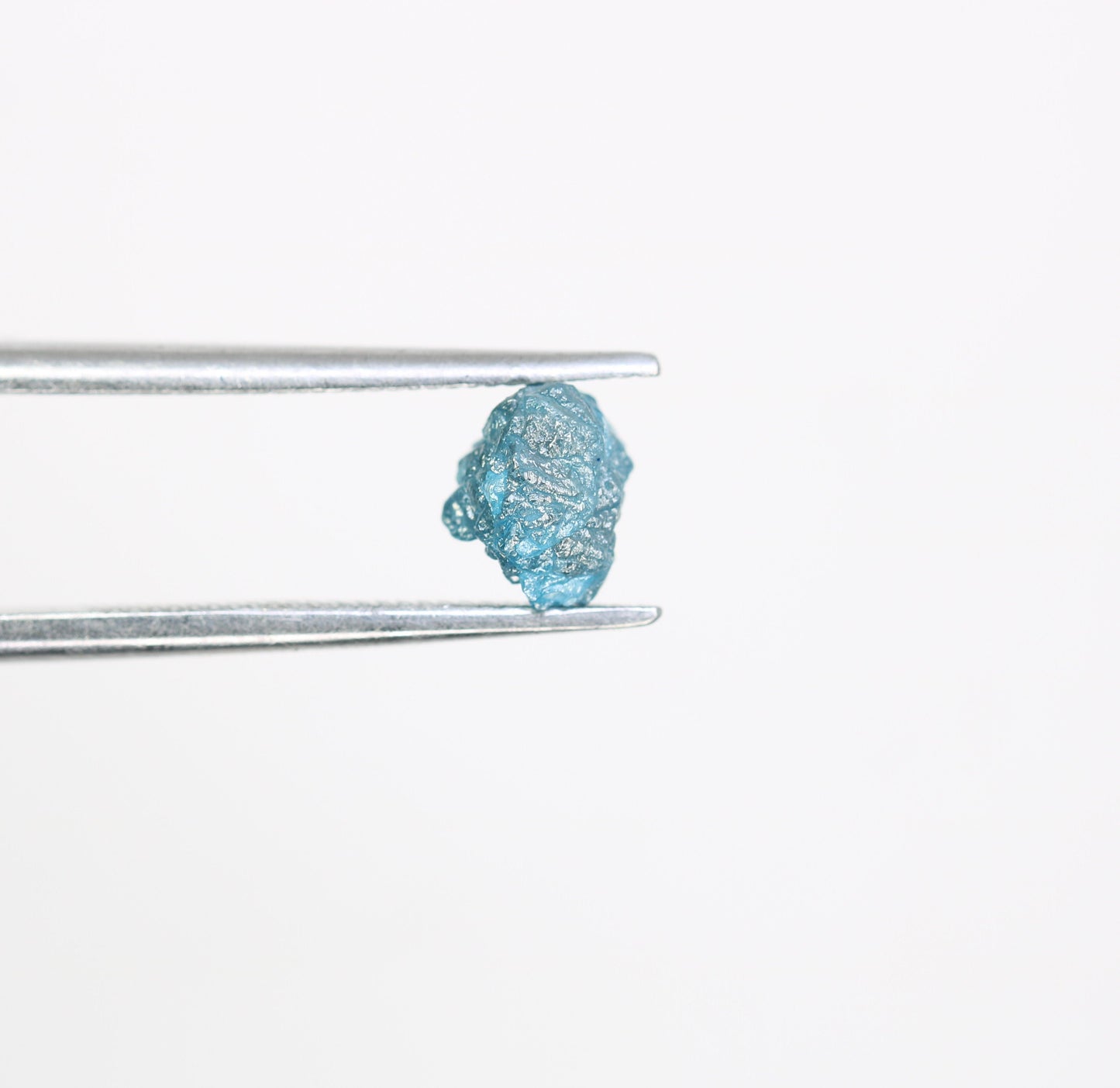 0.93 carat beautiful blue raw rough uncut fancy diamond for designer necklace gold ring diamonds