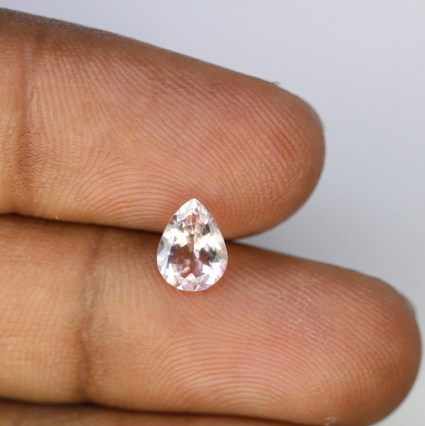 0.97 CT Natural Pink Morganite Pear Gemstone for Engagement Ring - Perfect Gift for Sister