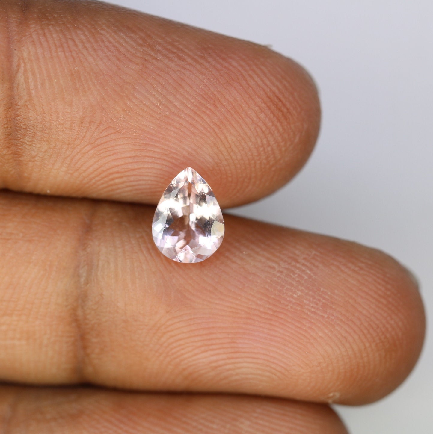 0.97 CT Natural Pink Morganite Pear Gemstone for Engagement Ring - Perfect Gift for Sister