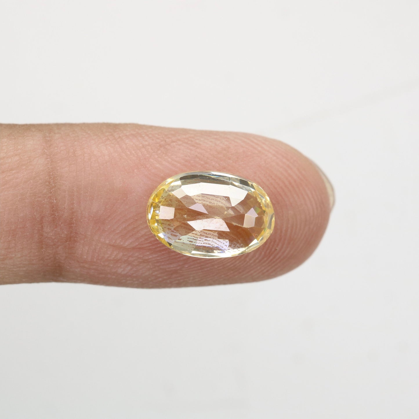 5.54 CT Natural Citrine Oval Loose Gemstone - Stunning Yellow Stone for Fine Jewelry and Diamonds