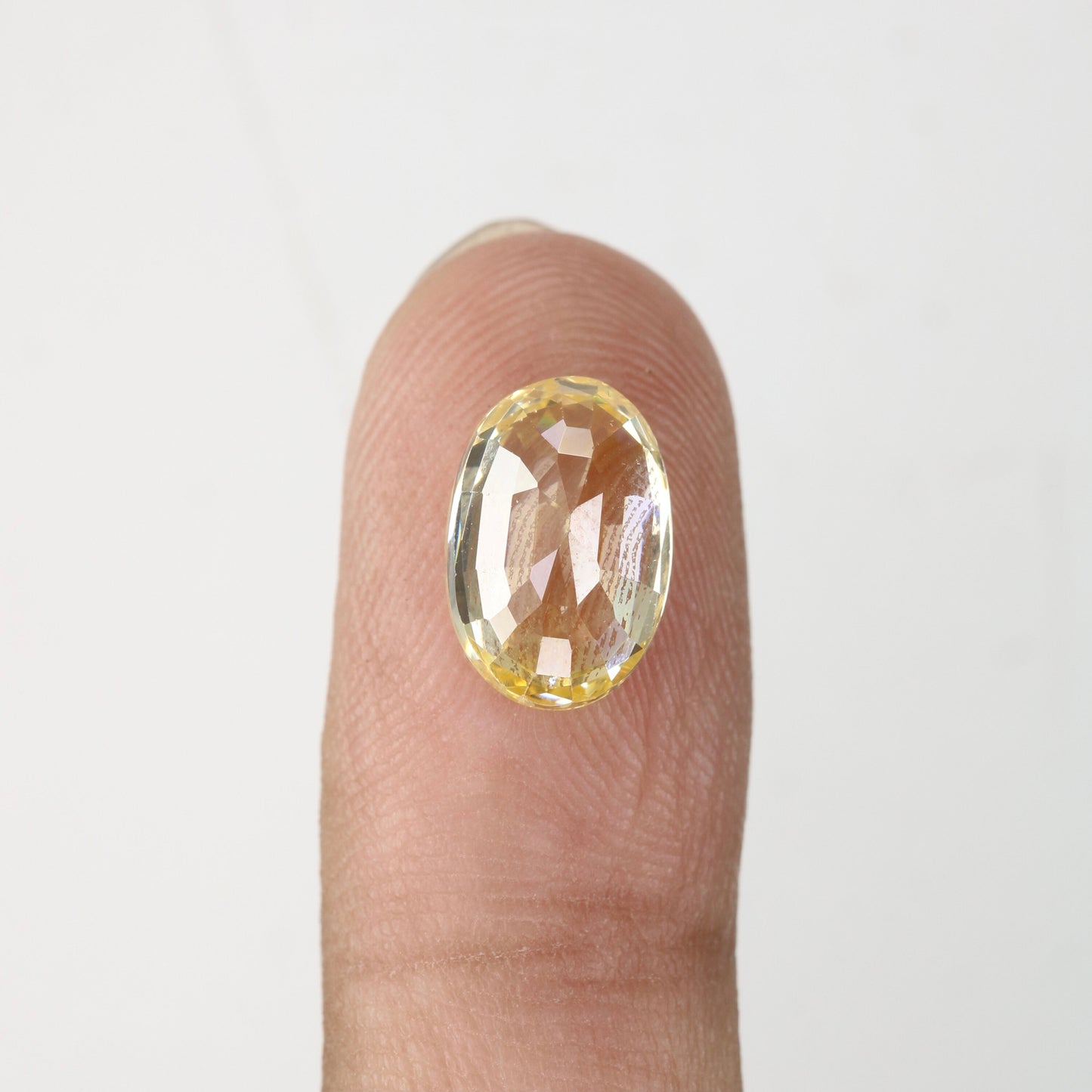 5.54 CT Natural Citrine Oval Loose Gemstone - Stunning Yellow Stone for Fine Jewelry and Diamonds