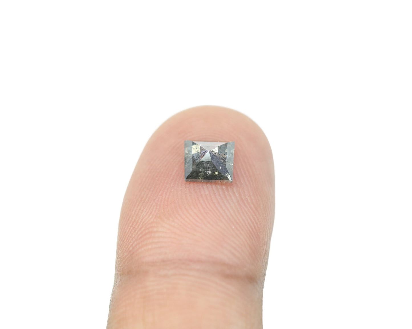 0.68 CT Gorgeous Geometric Shape Salt And Pepper Diamond For Wedding Presence, Proposal RingFor Gold Ring Diamonds