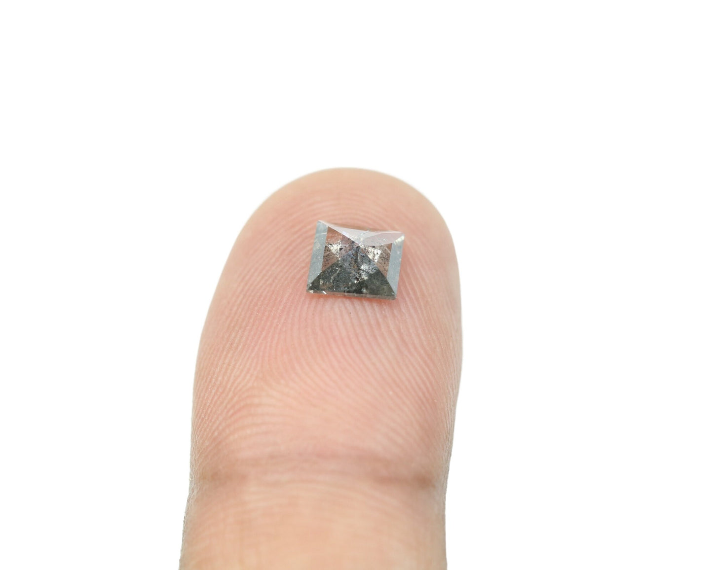 0.68 CT Gorgeous Geometric Shape Salt And Pepper Diamond For Wedding Presence, Proposal RingFor Gold Ring Diamonds