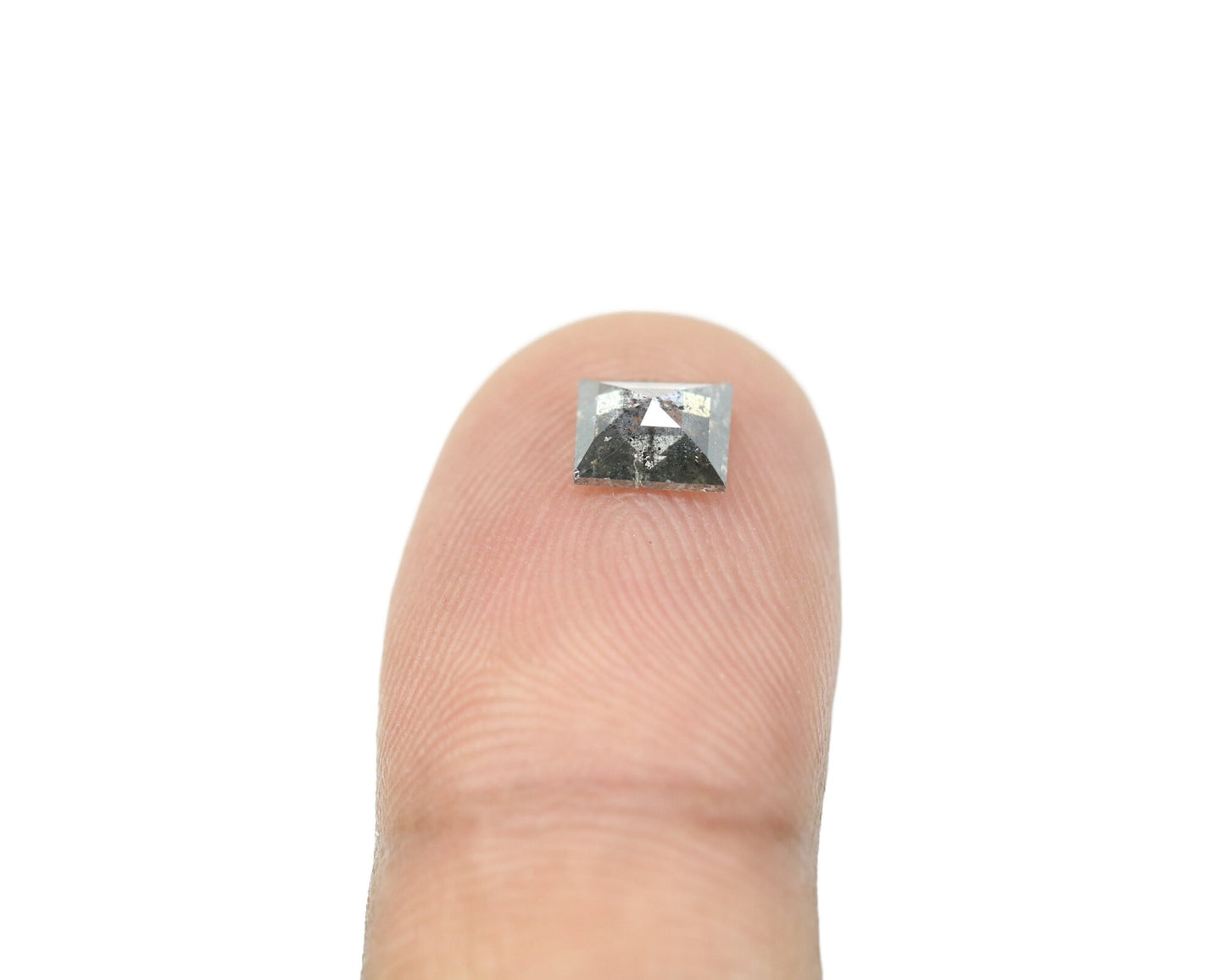 0.68 CT Gorgeous Geometric Shape Salt And Pepper Diamond For Wedding Presence, Proposal RingFor Gold Ring Diamonds