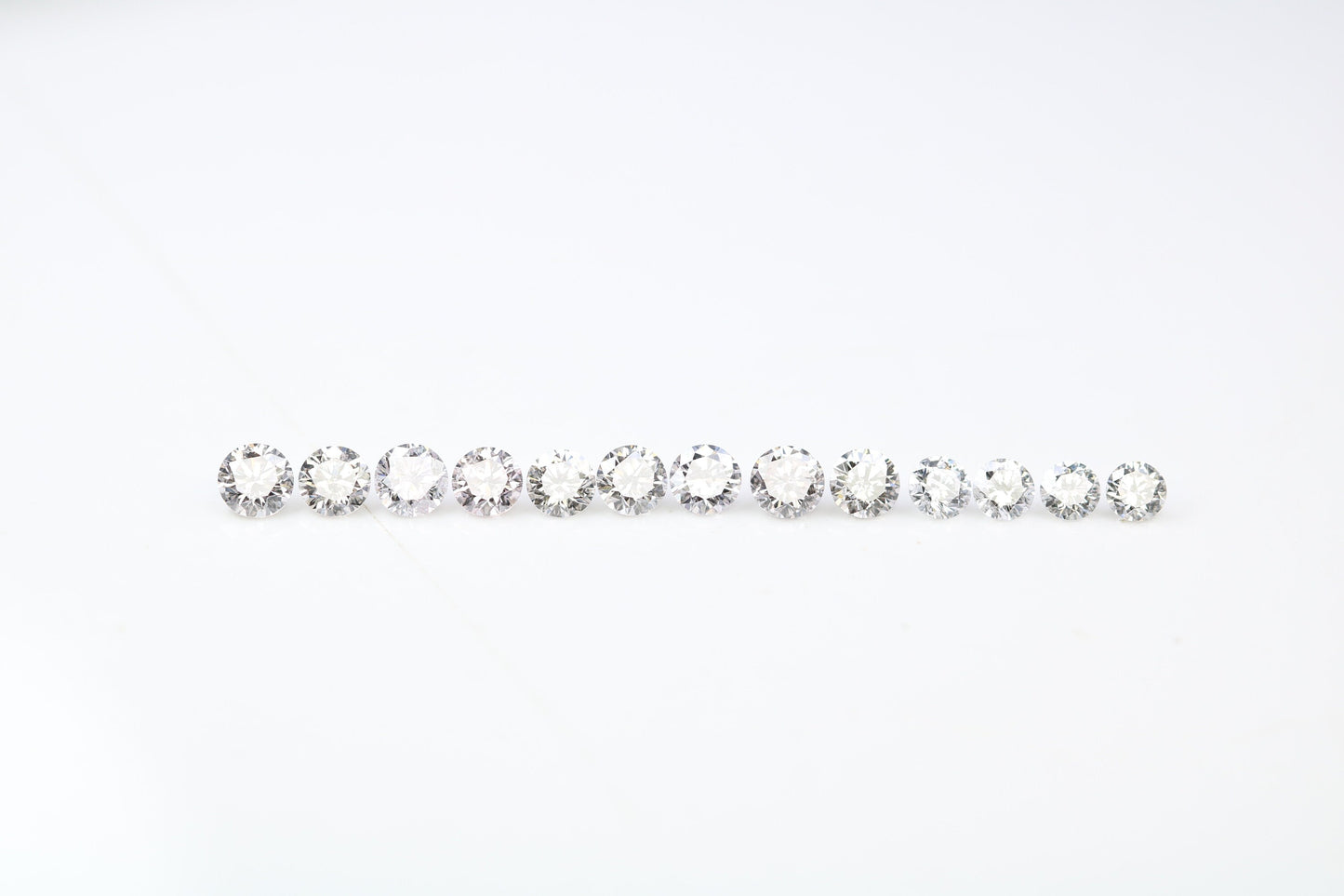 2-2.5 mm Loose Round Brilliant Cut Diamond | Perfect for Eternity Rings, Wedding Gifts, Engagement Gifts, Birthday Gifts, and Anniversaries