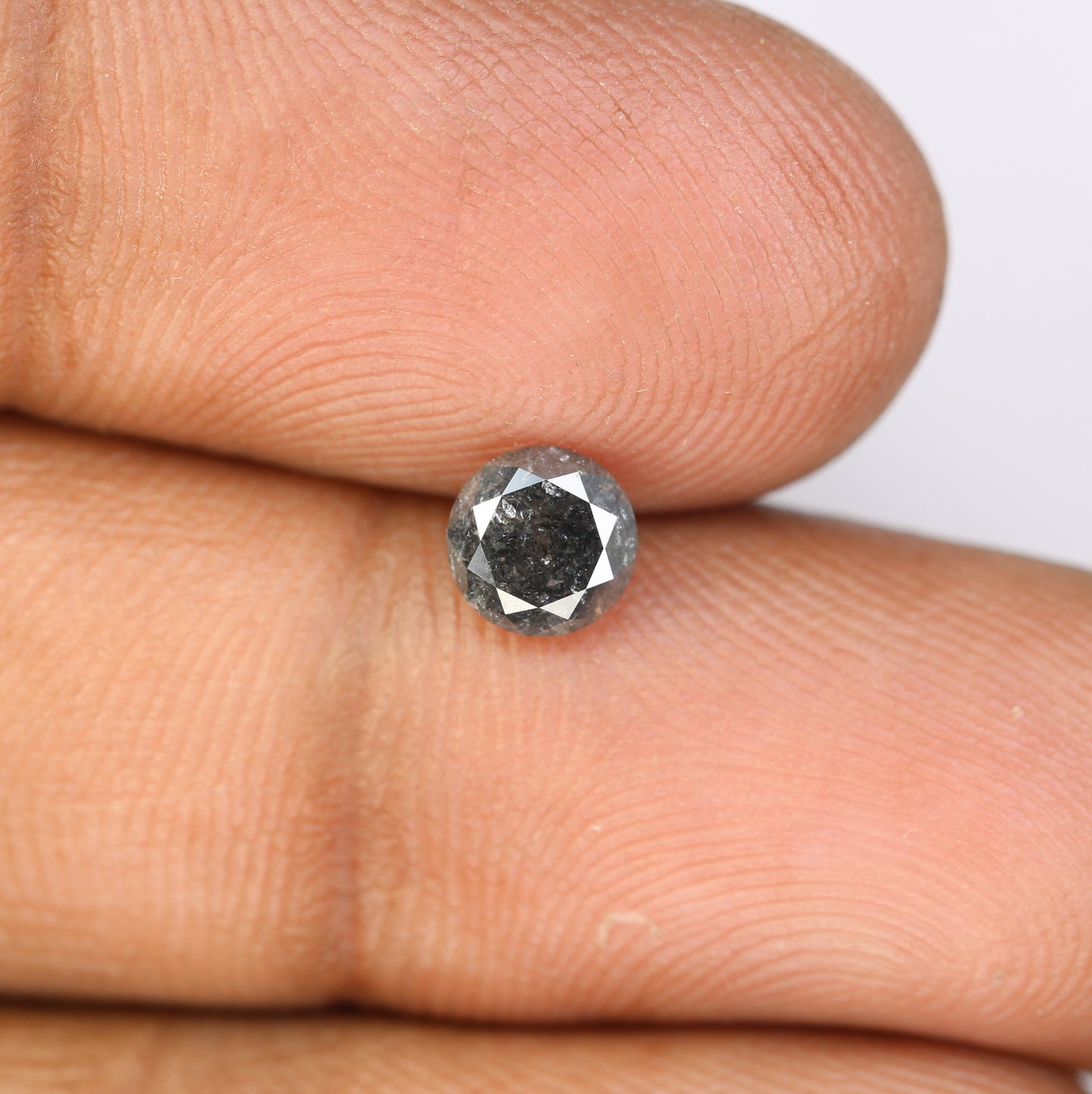 0.79 Carat 5.5mm Salt and Pepper Round Diamond RingFor Gold Ring Diamonds