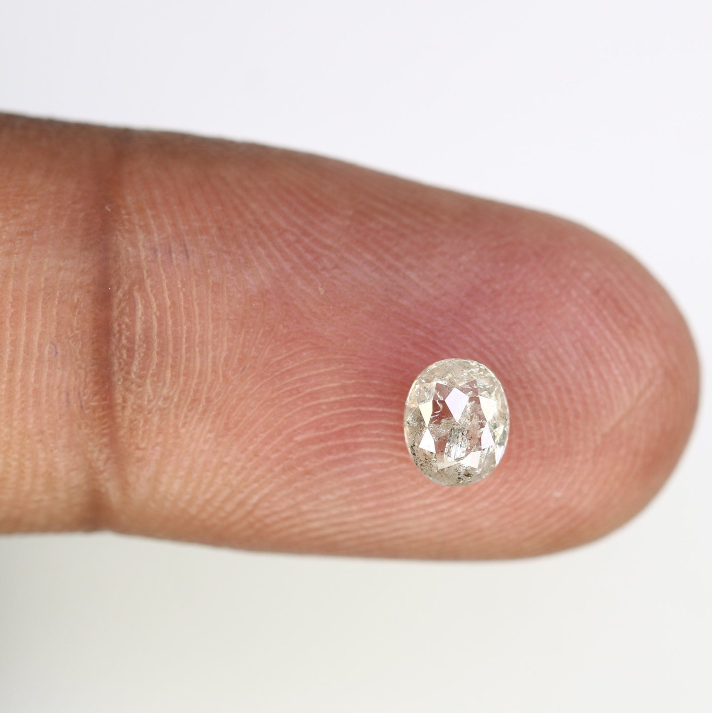 Salt and Pepper Oval Cut Diamond - Ideal for Engagement Rings & Elegant Gold Ring Jewelry for Unique Style