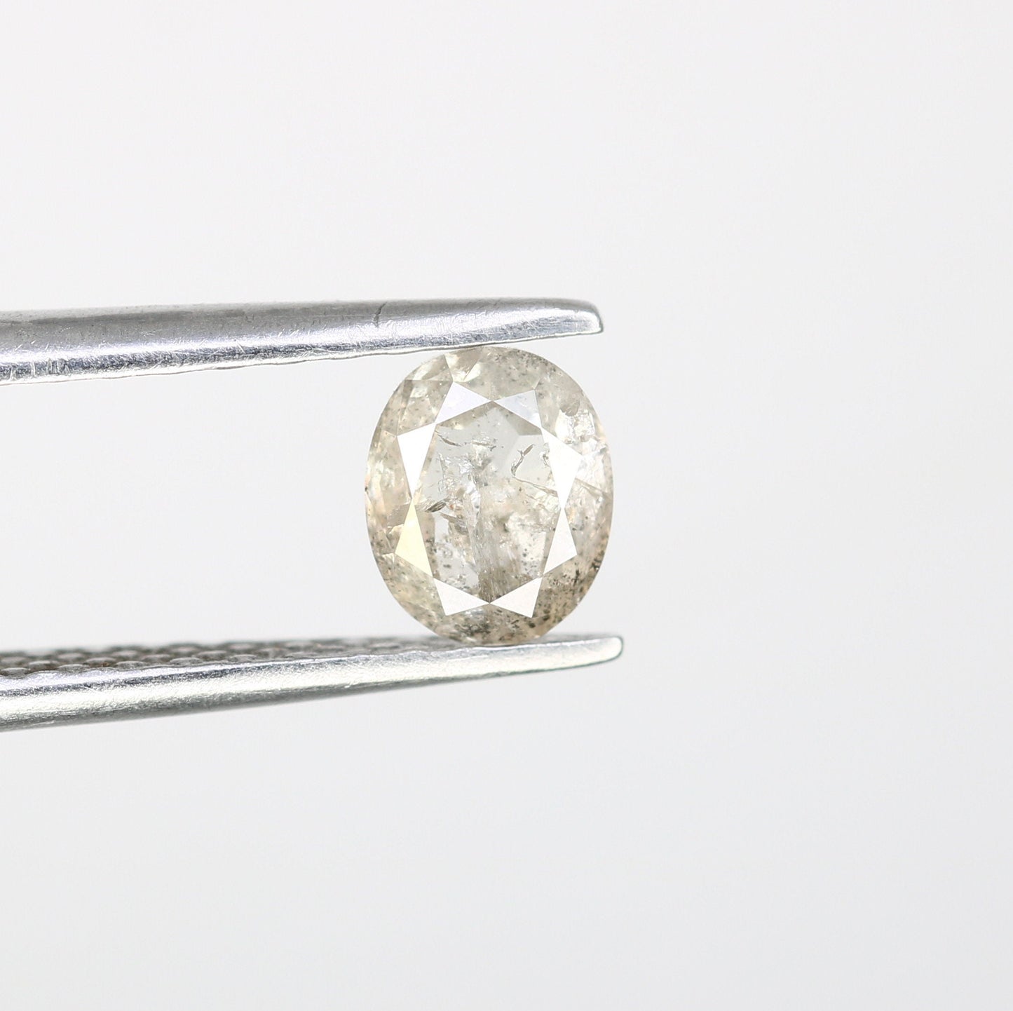 Salt and Pepper Oval Cut Diamond - Ideal for Engagement Rings & Elegant Gold Ring Jewelry for Unique Style
