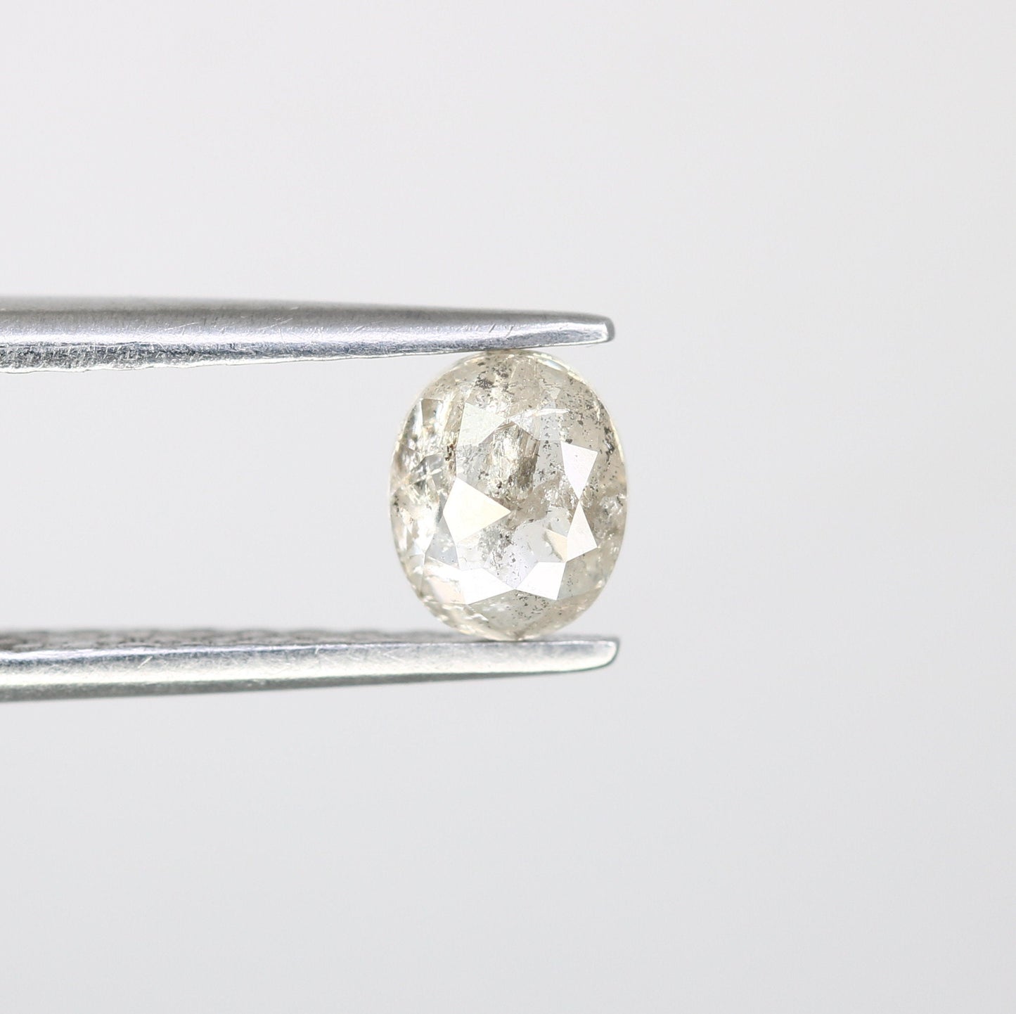 Salt and Pepper Oval Cut Diamond - Ideal for Engagement Rings & Elegant Gold Ring Jewelry for Unique Style