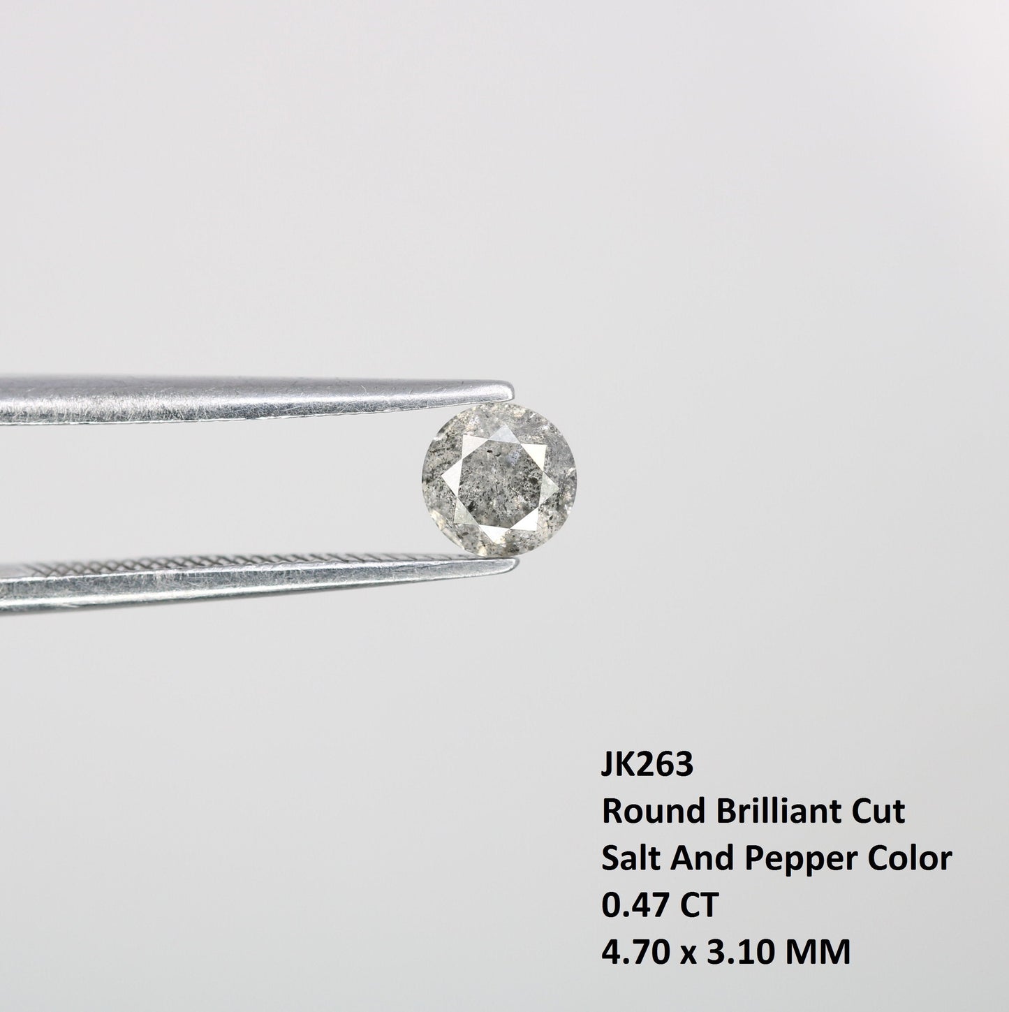 0.47 Carat Round Brilliant Cut Salt and Pepper Diamond | Ideal for Custom Gold Rings | Unique Engagement or Wedding Jewelry