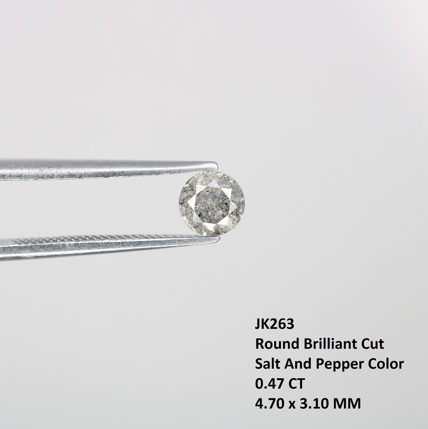 0.47 Carat Round Brilliant Cut Salt and Pepper Diamond | Ideal for Custom Gold Rings | Unique Engagement or Wedding Jewelry