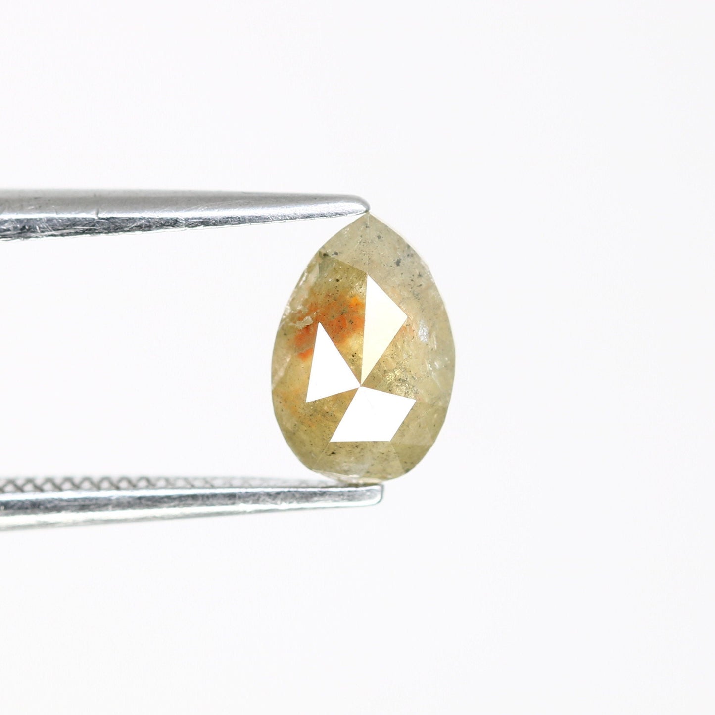 0.65 CT Green Pear Shape Diamond For RingFor Gold Ring Diamonds