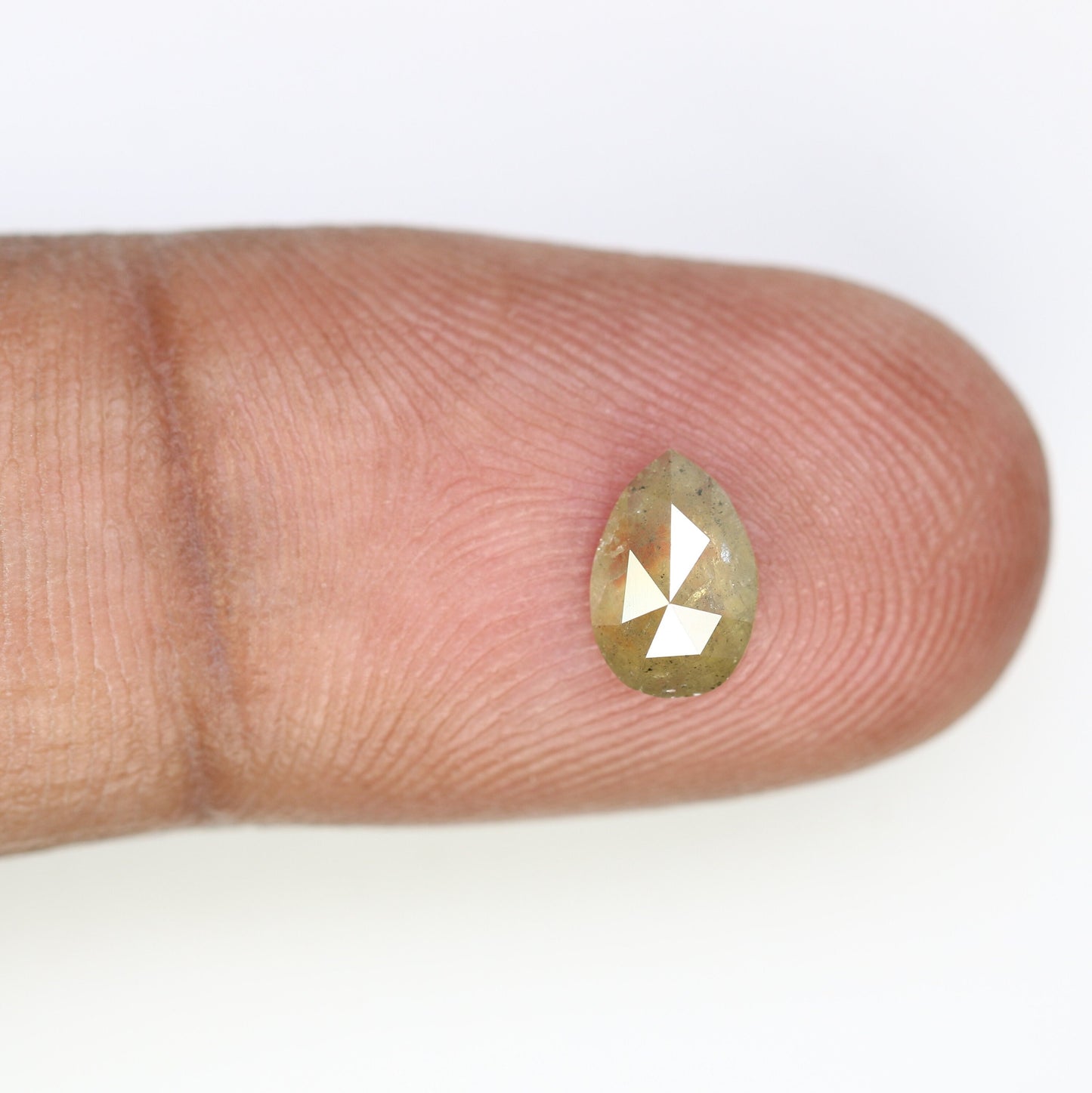 0.65 CT Green Pear Shape Diamond For RingFor Gold Ring Diamonds