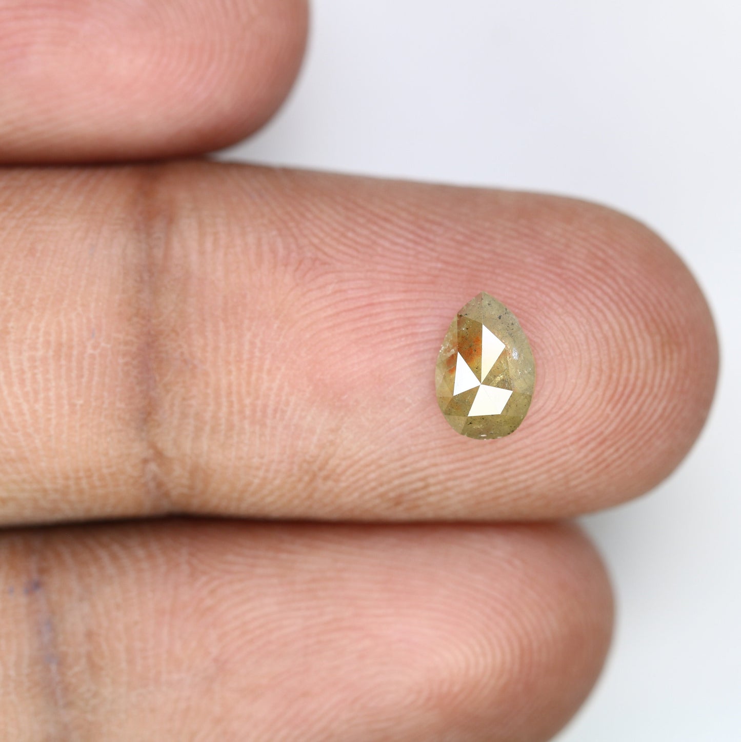0.65 CT Green Pear Shape Diamond For RingFor Gold Ring Diamonds