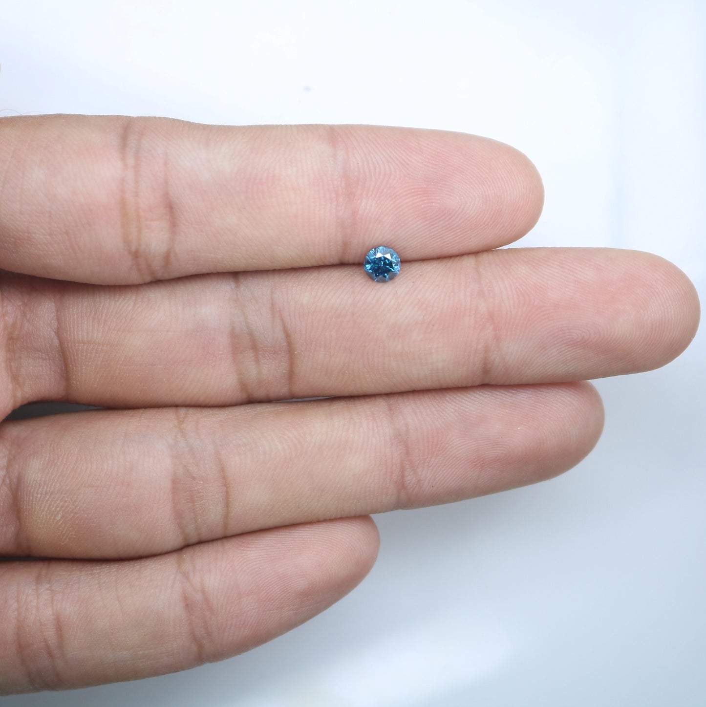 0.38 CT Vivid Blue Round Brilliant Cut Diamond Ideal for Engagement Bands and Gold Ring Settings