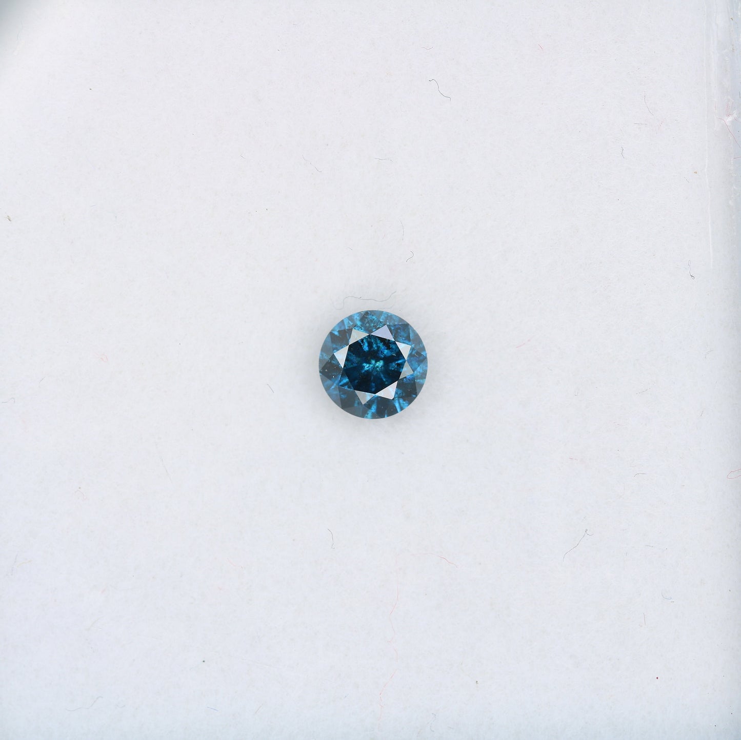0.38 CT Vivid Blue Round Brilliant Cut Diamond Ideal for Engagement Bands and Gold Ring Settings