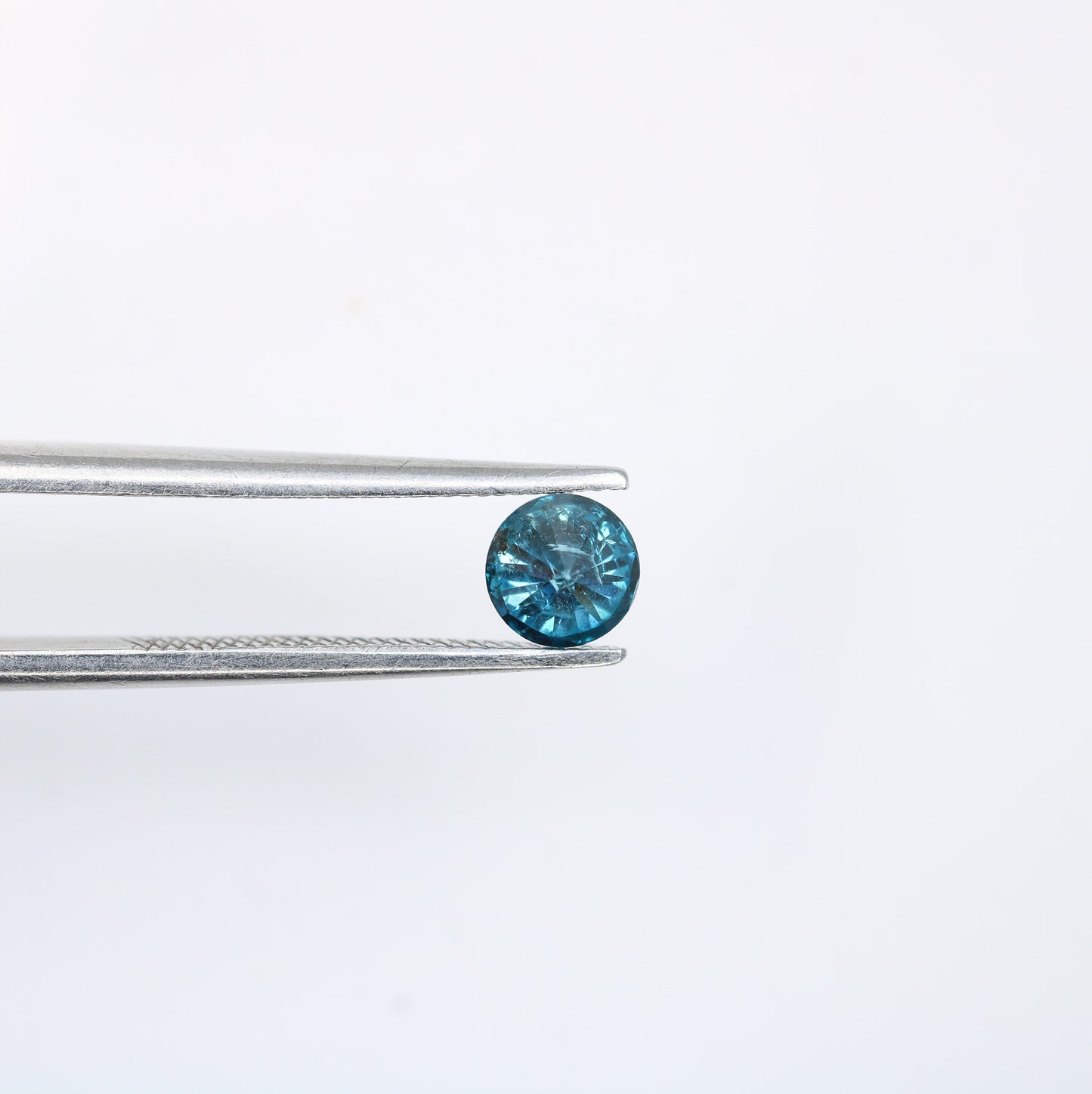 4.60 MM Round Brilliant Cut Blue Diamond for Engagement Rings | Ideal for Gold Ring Settings