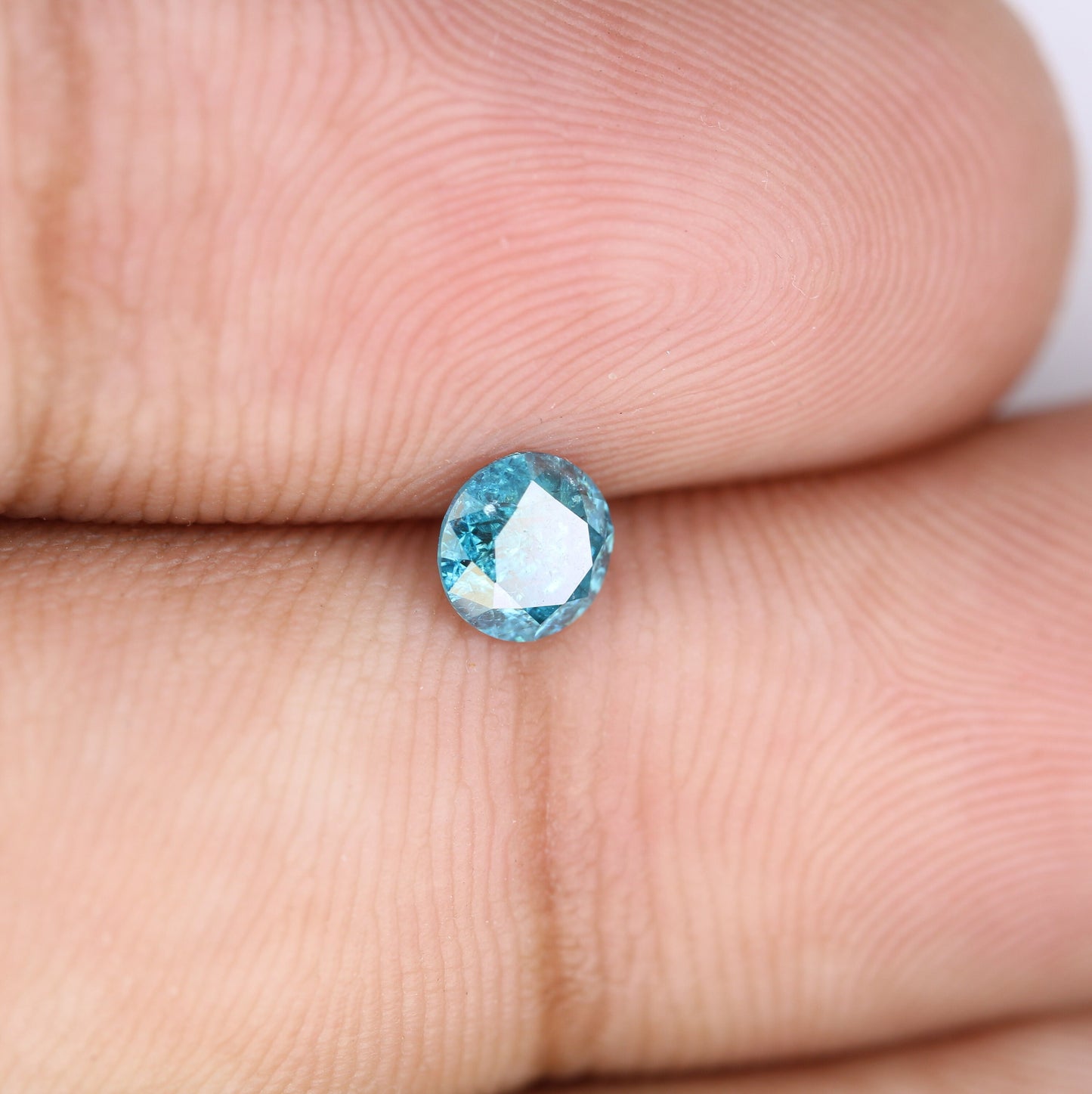 0.46 CT Blue Round Brilliant Cut Diamond for Engagement Rings | Ideal for Gold Ring Settings