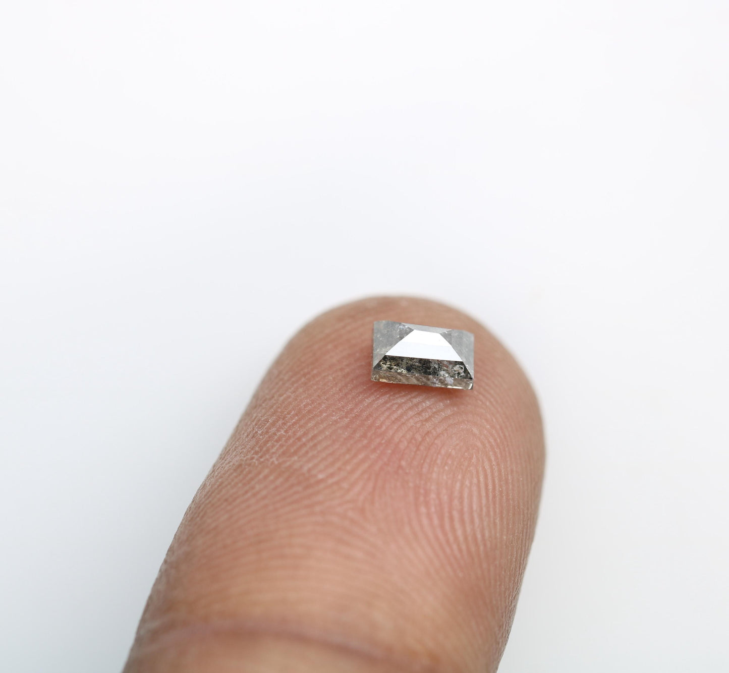 0.62 CT Beautiful Natural Emerald | Loose Green Gemstone for Custom Engagement Rings | Ethical and Conflict-Free Jewelry