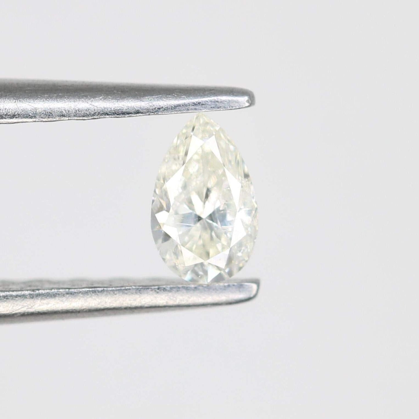 0.19 CT White Pear Shape Salt and Pepper Diamond - Natural Loose Gemstone Ideal for Unique Engagement Rings and Jewelry Creations.