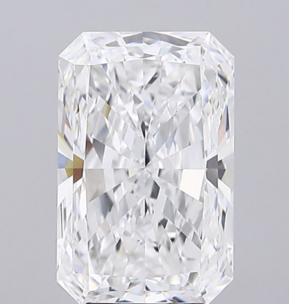 5 CT Radiant Cut Lab Grown Diamond IGI Certified