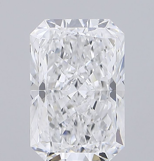 5 CT Radiant Cut Lab Grown Diamond IGI Certified