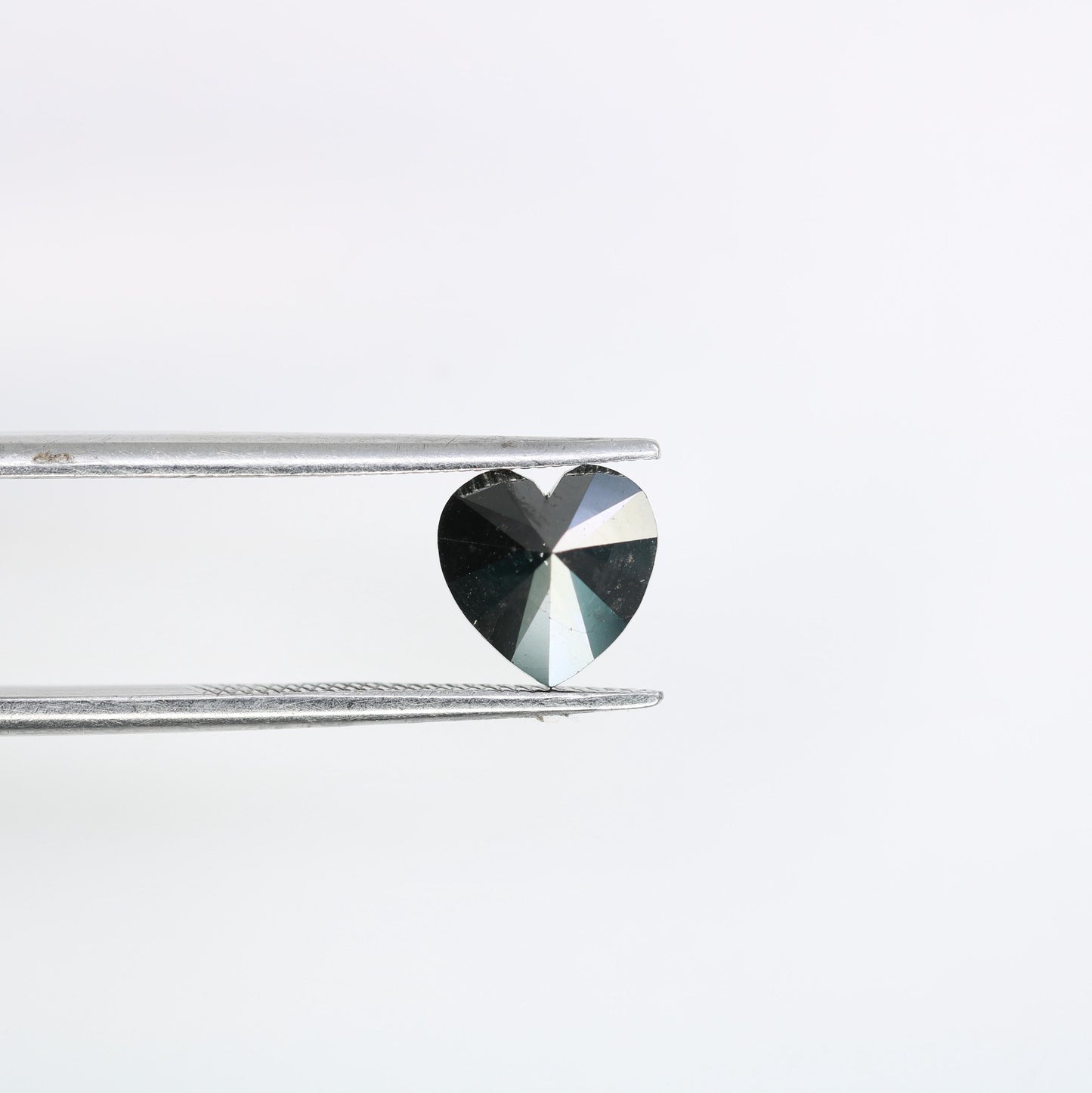 Exquisite Loose Black Diamond - Faceted Heart Shape Natural Gemstone for Custom Jewelry, Engagement Rings & Unique Gifts
