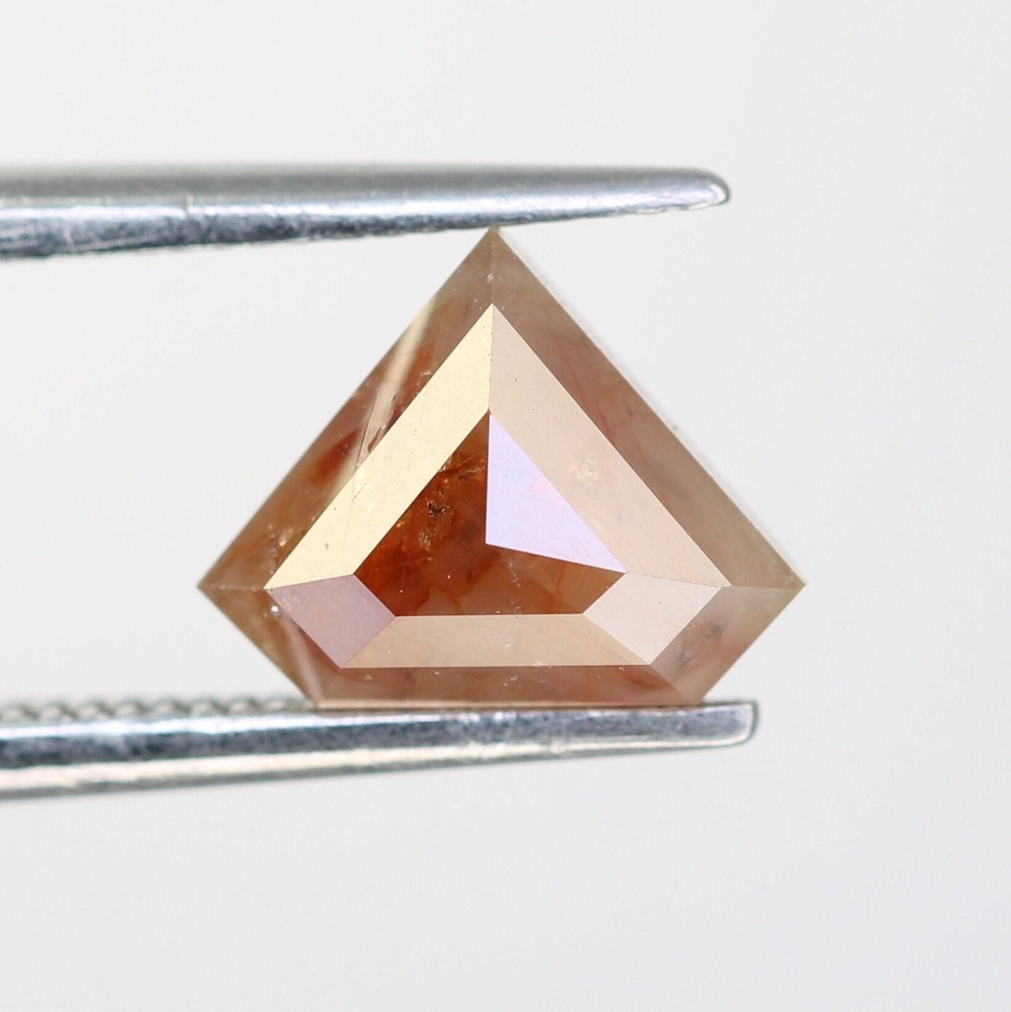1.51 Carat Popular Red Color Diamond shaped Polished Diamond Fancy Engegament RingFor Gold Ring Diamonds