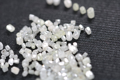 Natural Loose Fancy White Diamond Beads – 1.50 to 3.10 MM, 20-Piece Lot, Elegant Pipe Beads for Necklaces, Jewelry Making