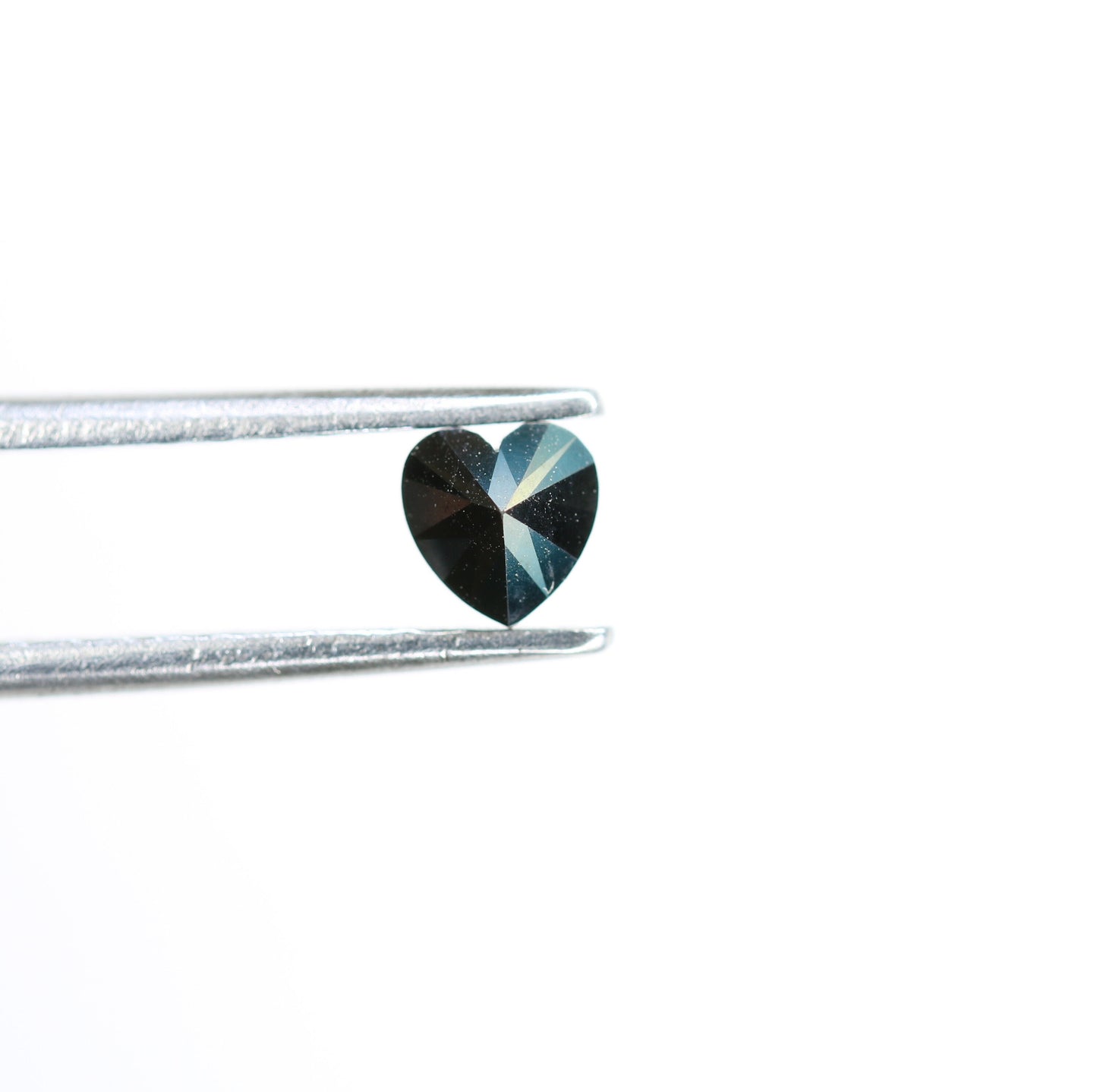 Heartfelt Elegance: 0.26 CT Heart-Shaped Black Diamond - Perfect for Every Occasion!For Gold Ring Diamonds