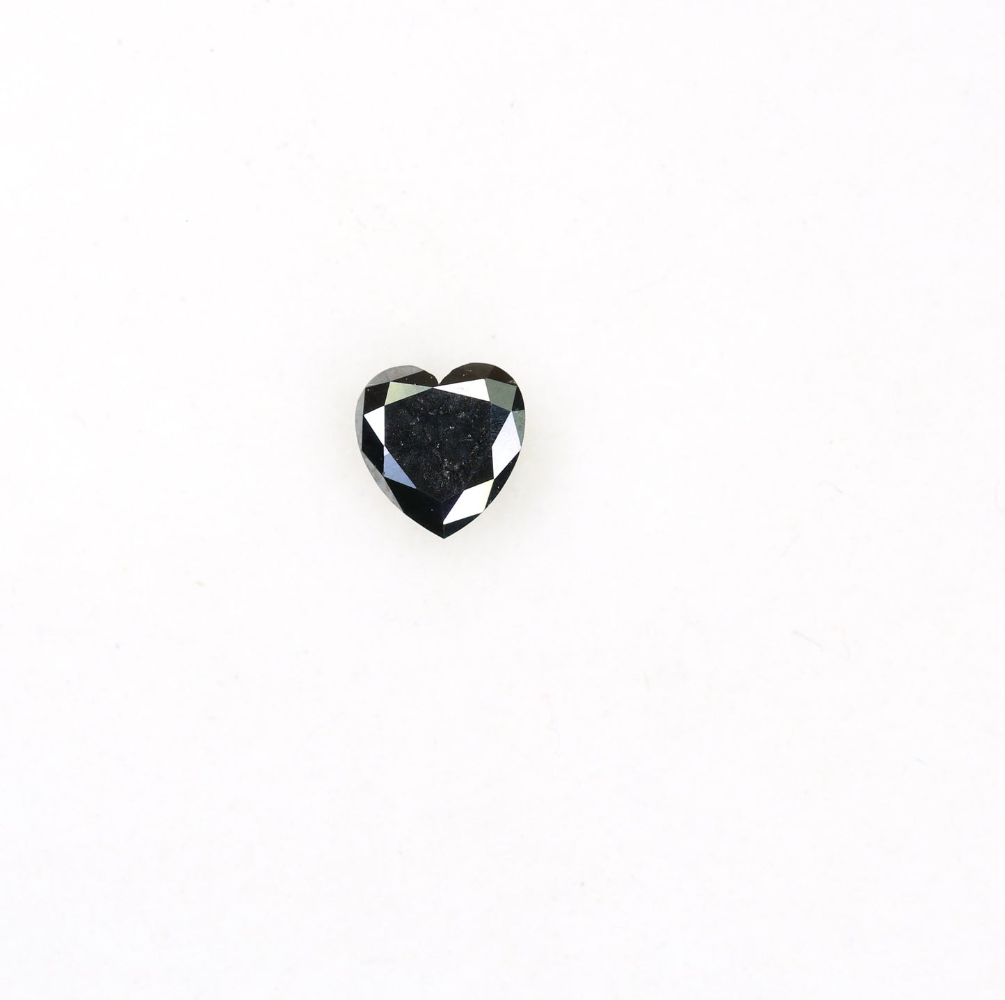 Heartfelt Elegance: 0.26 CT Heart-Shaped Black Diamond - Perfect for Every Occasion!For Gold Ring Diamonds