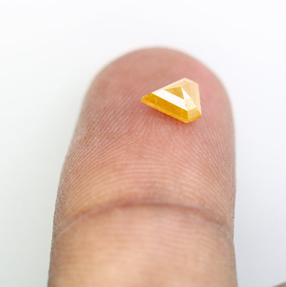 0.62 CT Fancy Yellow Color Diamond For Multiple Occasions And WeddingFor Gold Ring Diamonds