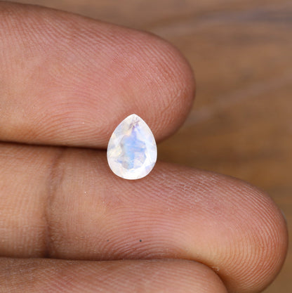 1.12 CT Natural Moonstone Gemstone for Pendant - Iridescent Stone for Elegant Jewelry Designs