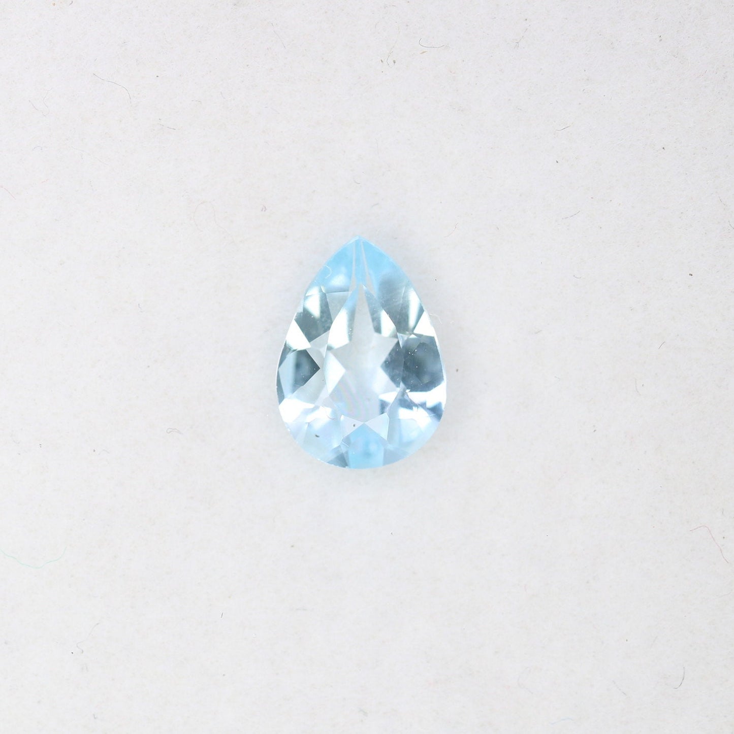 1.15 CT Pear Cut Aquamarine Blue Gemstone for Engagement Ring - Perfect for Wedding Jewelry and Gift for Loved Ones