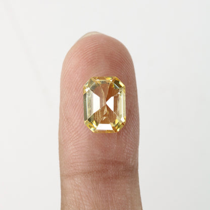 4.21 CT Rustic Citrine Emerald Shape Sapphire Gemstone - Stunning Natural Stone for Fine Jewelry and Diamonds