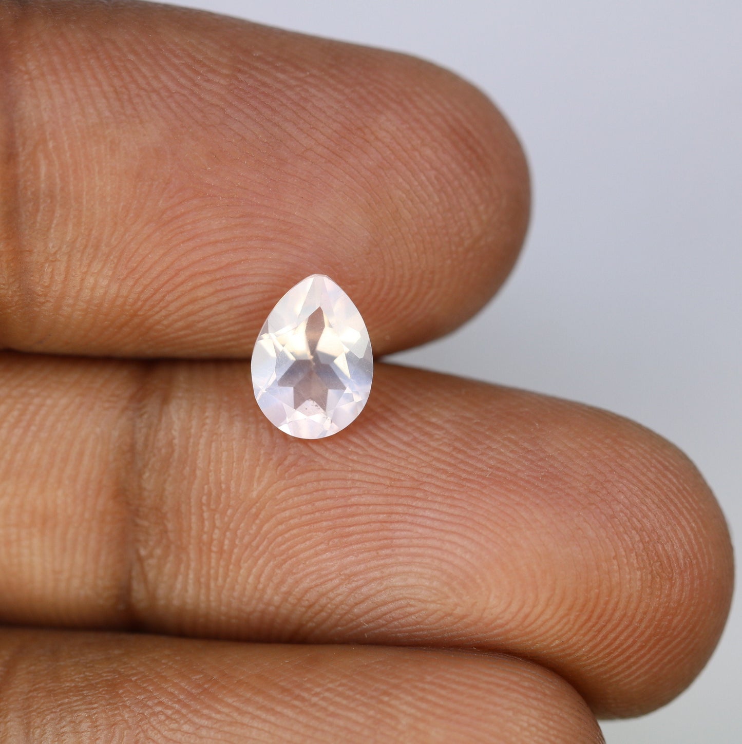 1.06 CT Beautiful Pear Shape Rose Quartz Gemstone for Pendant or Ring - Perfect Gift for Loved Ones