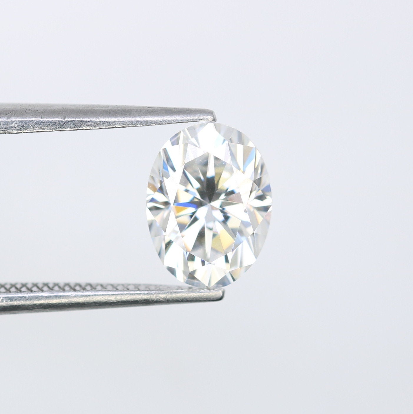 1.44 CT Moissanite Gemstone Oval Cut White Stone for Wedding Gift Perfect Proposal Ring and Jewelry for Daughter with Gold Ring and Diamond