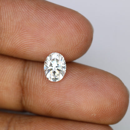 1.44 CT Moissanite Gemstone Oval Cut White Stone for Wedding Gift Perfect Proposal Ring and Jewelry for Daughter with Gold Ring and Diamond