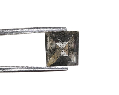 0.68 CT Gorgeous Geometric Shape Salt And Pepper Diamond For Wedding Presence, Proposal RingFor Gold Ring Diamonds