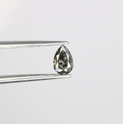 6 mm Pear Shape Salt and Pepper Diamond | Unique Engagement Ring | Natural Gold Ring | Rustic Diamond Jewelry