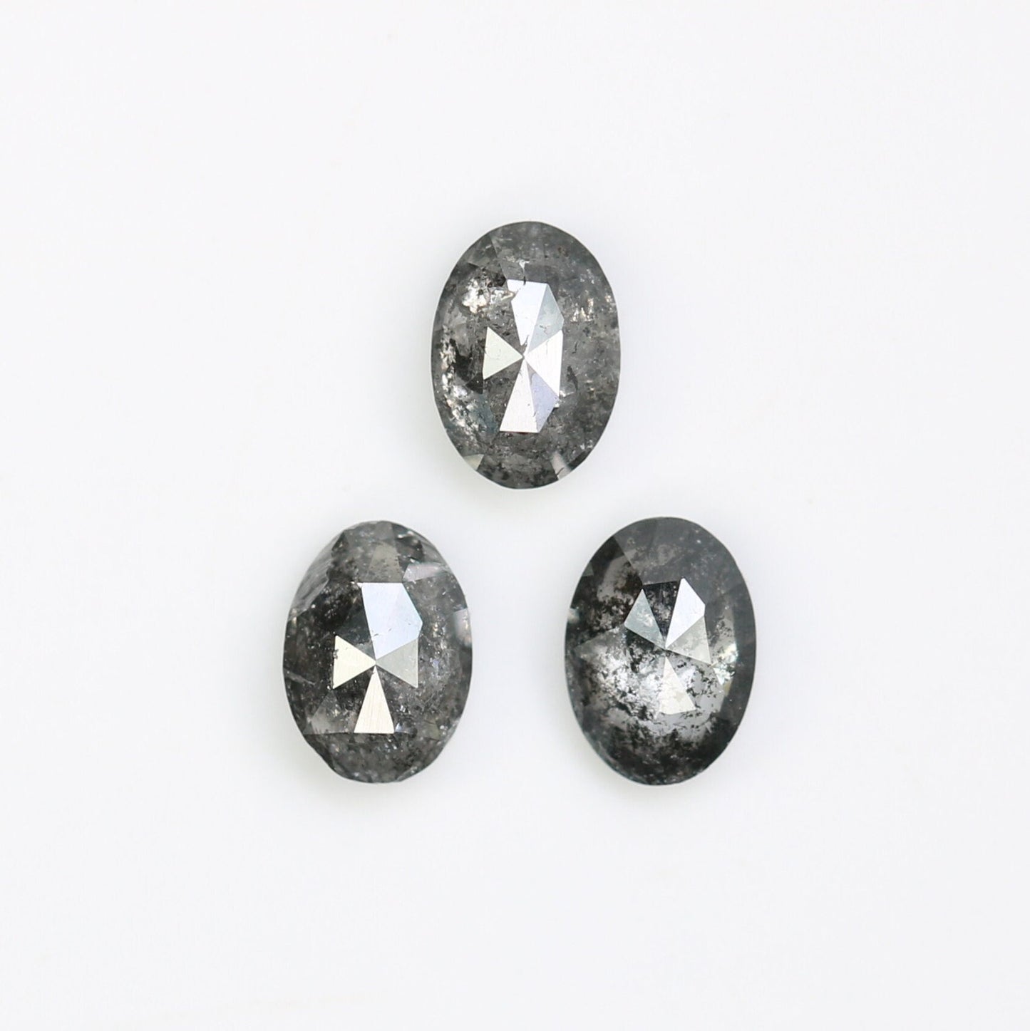 3.50 mm Loose Oval Salt and Pepper Diamond - Unique Gemstone for Custom Gold Rings & Distinctive Jewelry Creations
