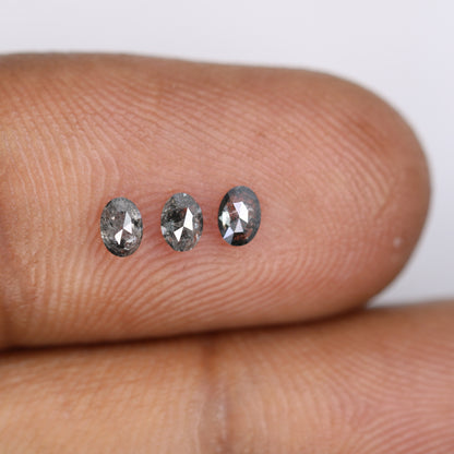 3.50 mm Loose Oval Salt and Pepper Diamond - Unique Gemstone for Custom Gold Rings & Distinctive Jewelry Creations