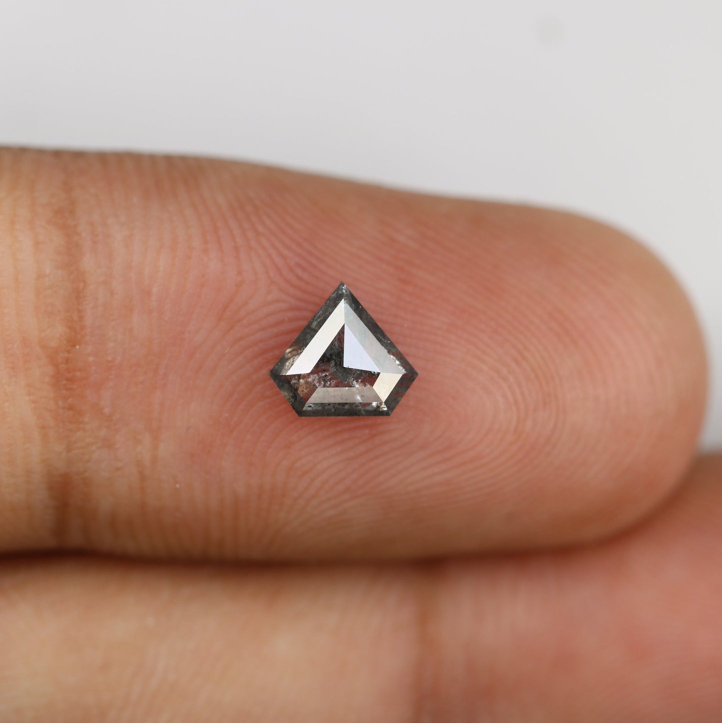 0.63 CT Shield Cut Natural Salt and Pepper Diamond For handmade necklace pendant Black/Grey crystal Diamond for Engagement Gold Ring Gift